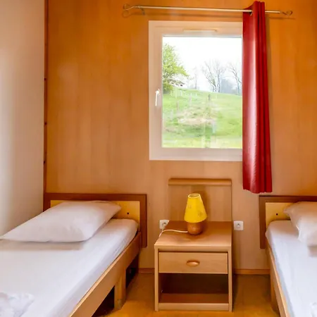 L'estela Sur Le Gr70 Кемпинг