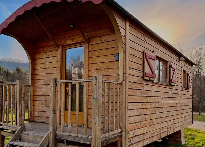 L'estela Sur Le Gr70 Кемпинг