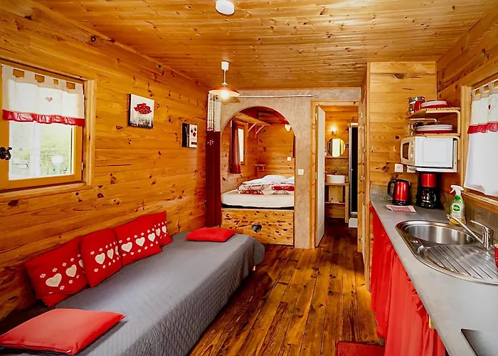 L'estela Sur Le Gr70 Кемпинг Le Monastier sur Gazeille